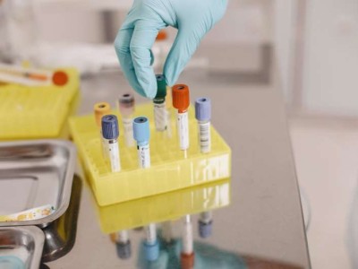 Çocuğun Karaciğer Kanseri CAR T Hücre Tedavisiyle Geriledi