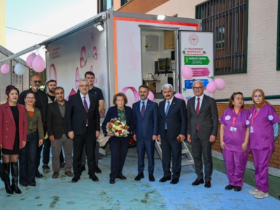 Kocaeli’de Mobil Mamografi Aracı Hizmete Girdi: Meme Kanseri Taraması