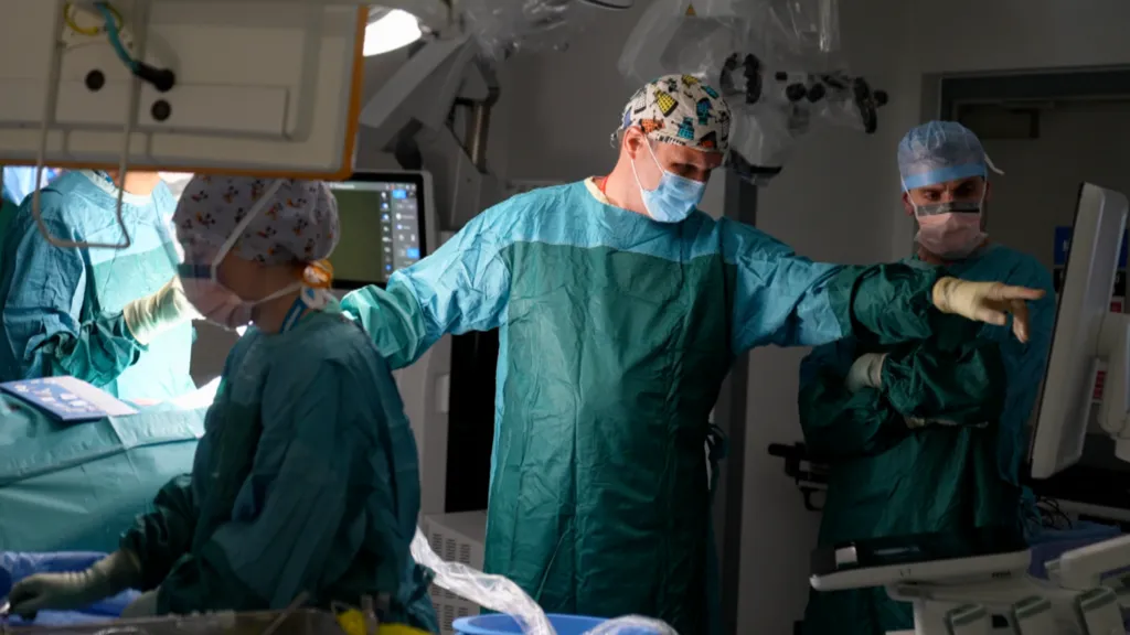NHS beyin tümörü hızlı genomik test: Oxford Nanopore ile ameliyat sırasında tanı