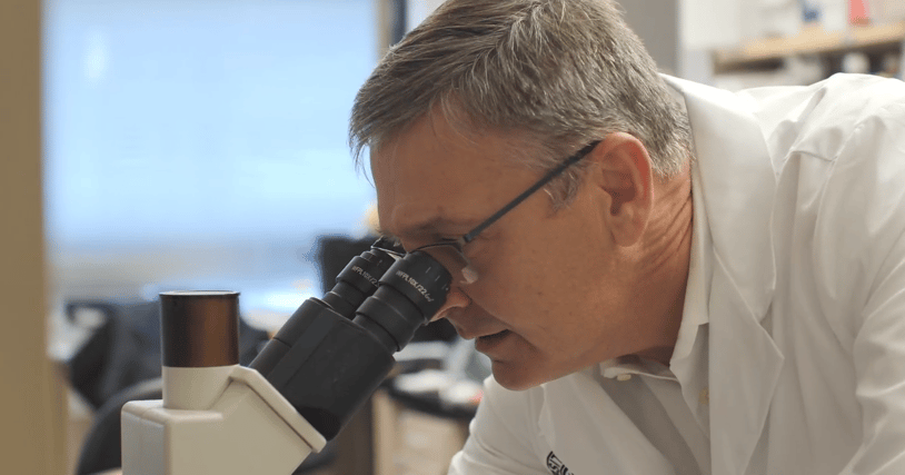 Dr. Michael Verneris, Colorado Üniversitesi Anschutz Tıp Kampüsü çocuk onkoloji profesörü