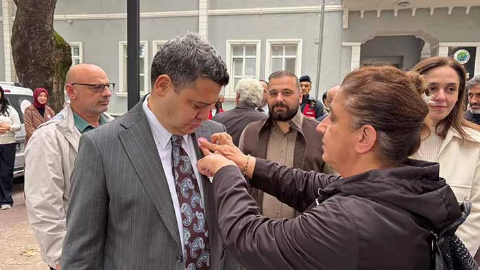 Hendek'te gezici kanser tarama aracı vatandaşlara ücretsiz hizmet verdi